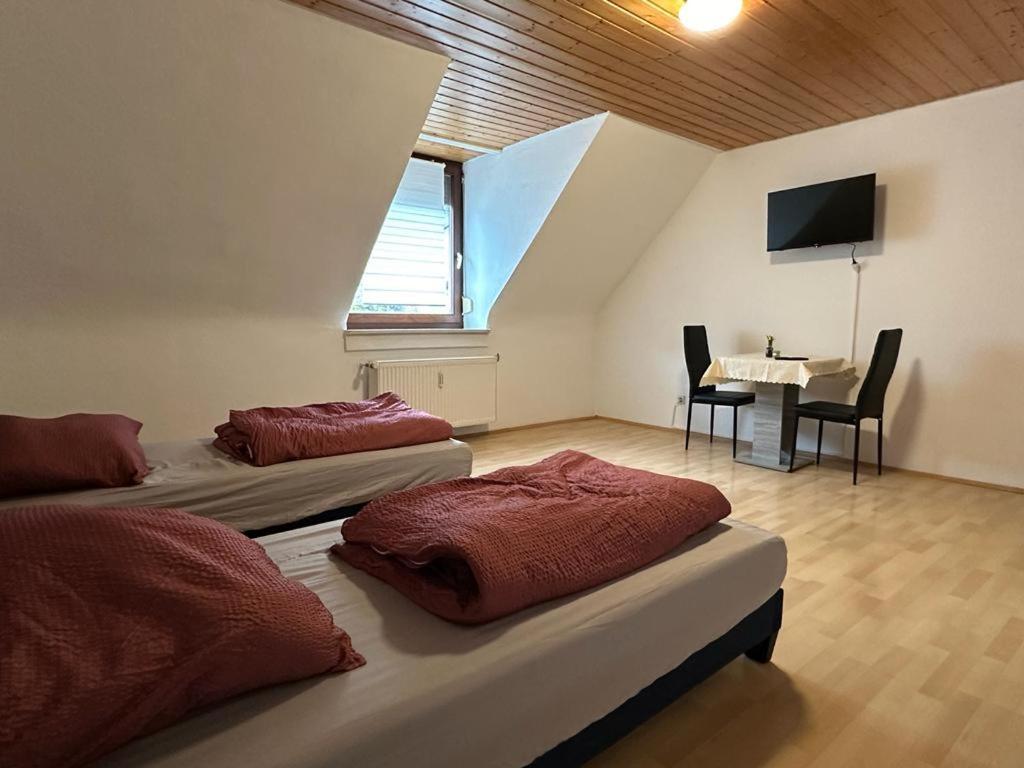 Komfortables Apartment Karlsruhe Ngoại thất bức ảnh